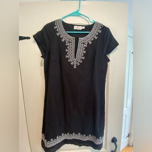 Vineyard Vines  linen dress Black and Silver embroiled detail Size-8